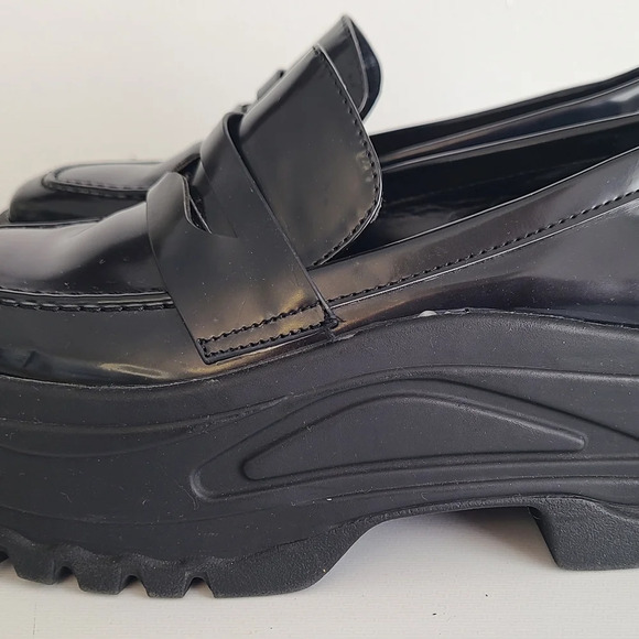ZARA Chunky Trafaluc Shoes Womens Size 38 US7 Black Patent Leather Pre Owned - Picture 3 of 9